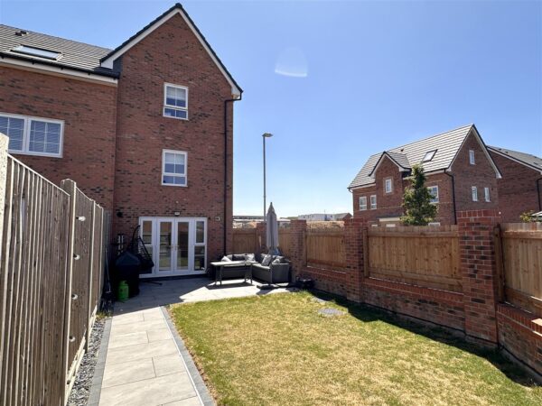 Digby Avenue, Fernwood, Newark