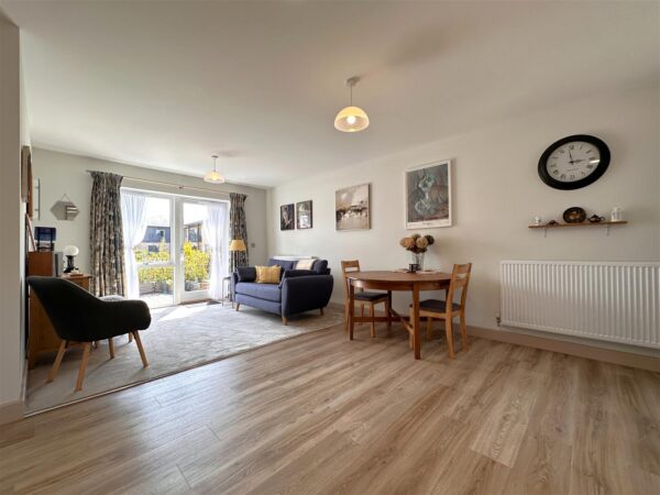 The Poppyfields, Collingham, Newark