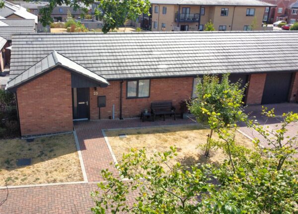 The Poppyfields, Collingham, Newark