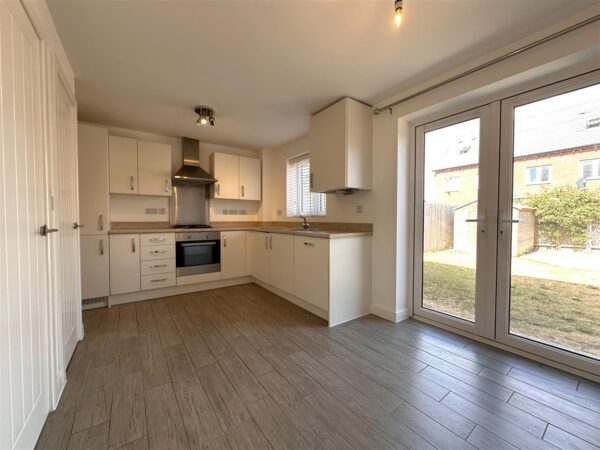 Charters Drive, Middlebeck, Newark