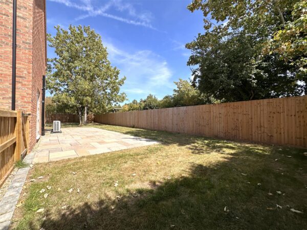 Station Road, Collingham, Newark