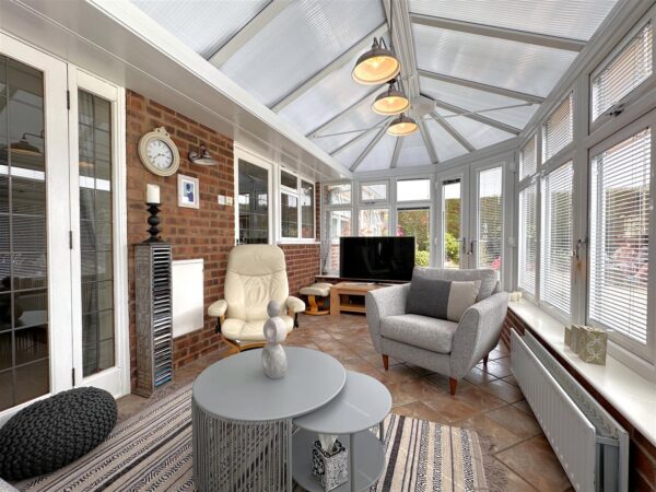 Pocklington Crescent, Winthorpe, Newark