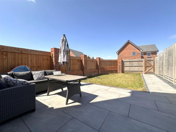 Digby Avenue, Fernwood, Newark