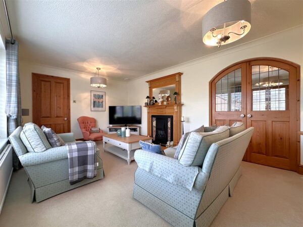 Pocklington Crescent, Winthorpe, Newark