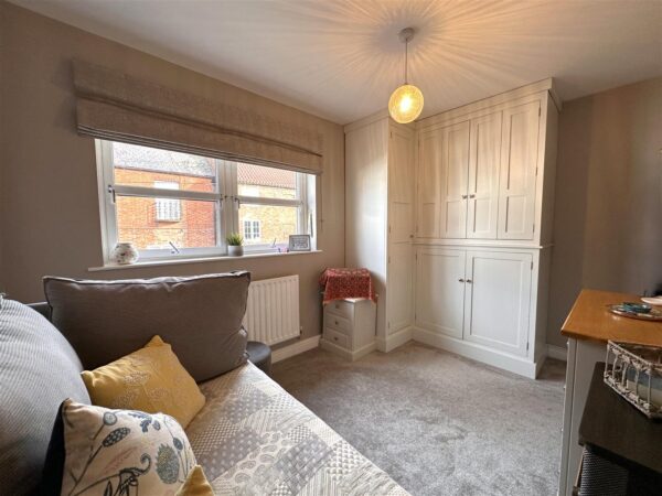 Coopers Yard, Newark