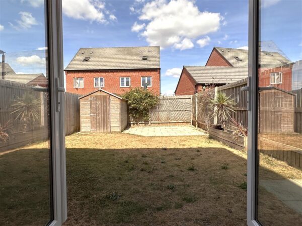 Charters Drive, Middlebeck, Newark