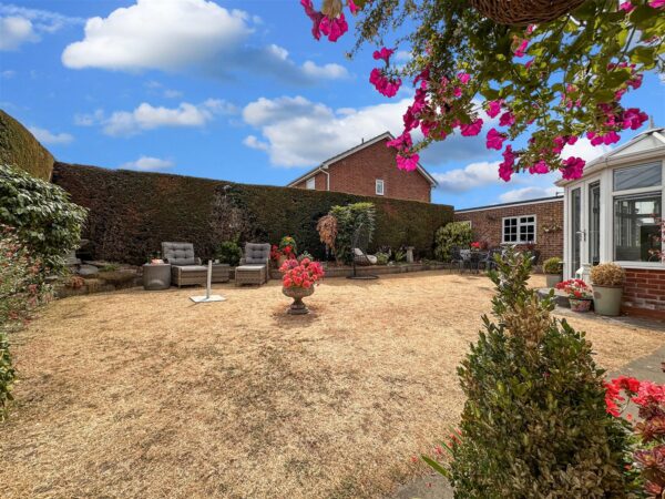 Pocklington Crescent, Winthorpe, Newark