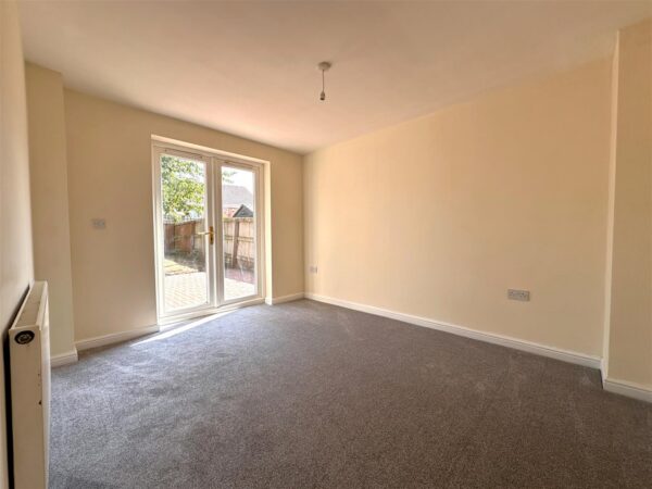Cambridge Meadows, Newark