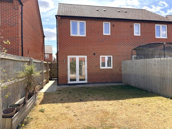 Charters Drive, Middlebeck, Newark