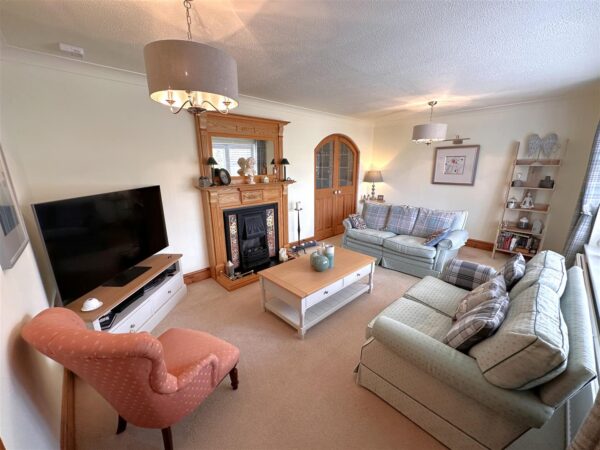 Pocklington Crescent, Winthorpe, Newark