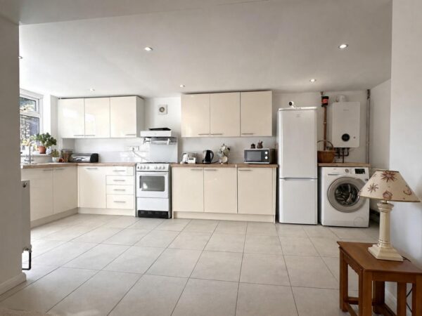 Keats Road, Balderton, Newark