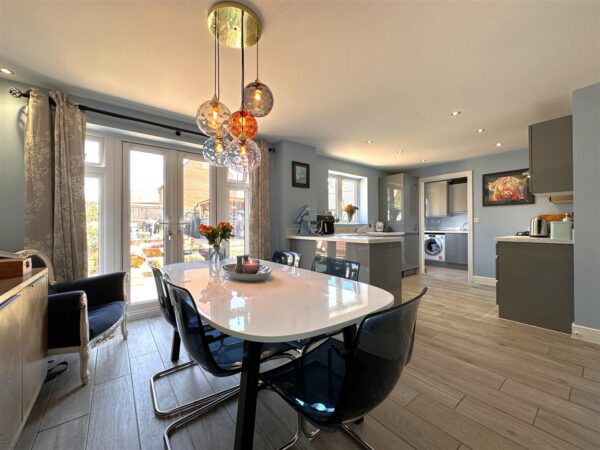 Spinners Way, Middlebeck, Newark