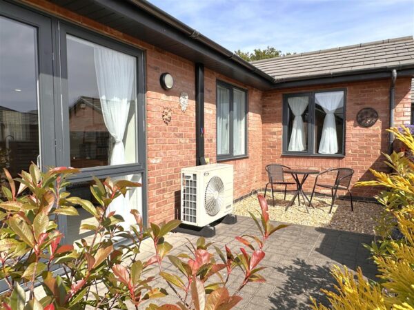 The Poppyfields, Collingham, Newark