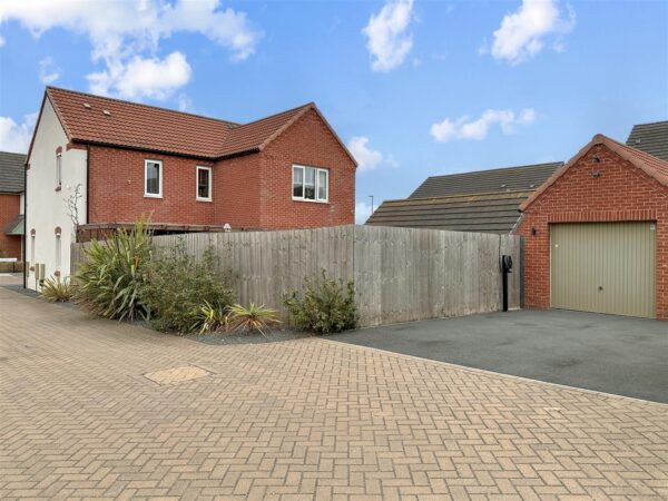 Cardington Way, Middlebeck, Newark
