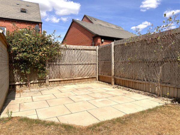 Charters Drive, Middlebeck, Newark