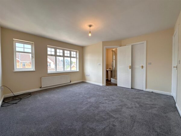Cambridge Meadows, Newark