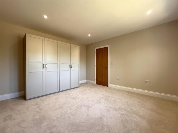 Station Road, Collingham, Newark