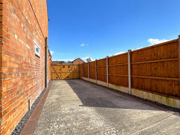 Grosvenor Road, Balderton, Newark