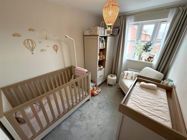 Charters Drive, Middlebeck, Newark