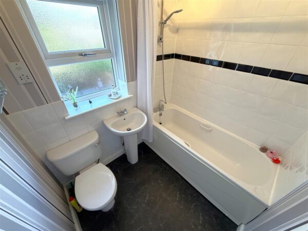 Southfield, Balderton, Newark