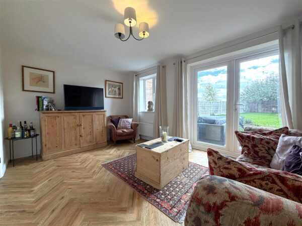 Cardinal Hinsley Close, Newark