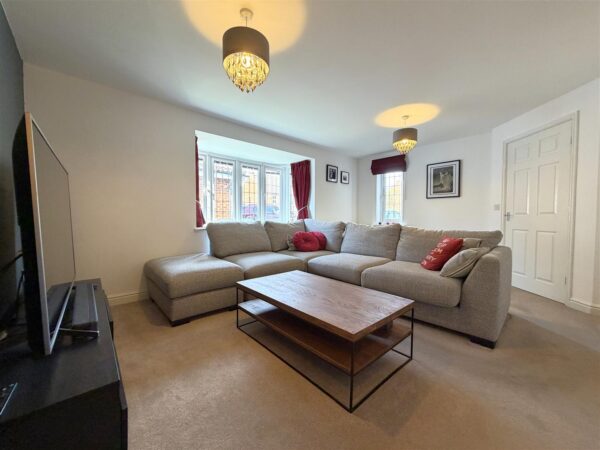 Thomas Road, Fernwood, Newark