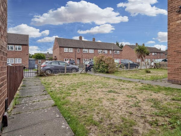 Ash Road, Newark