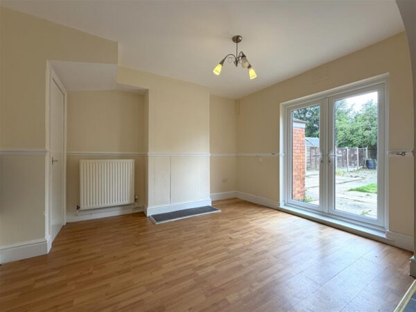 Marton Road, Newark