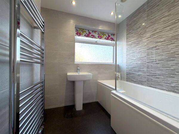 Tennyson Road, Balderton, Newark