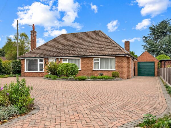 Cartref, Station Road, Collingham, Newark