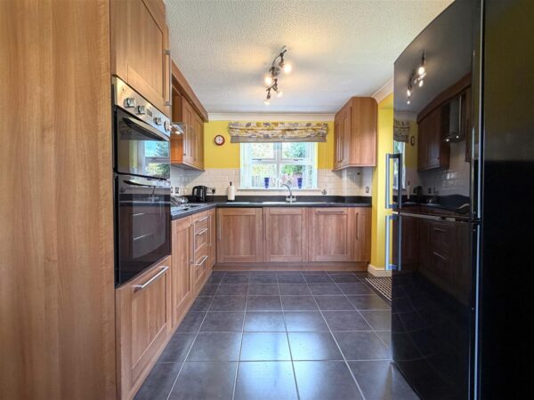 Southfield, Balderton, Newark