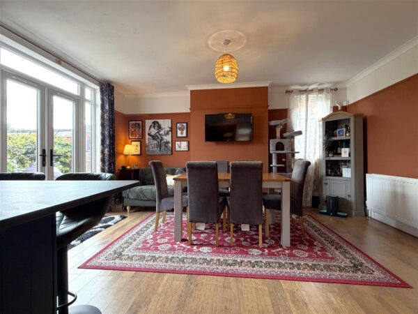 Somerset Lodge, Harewood Avenue, Newark