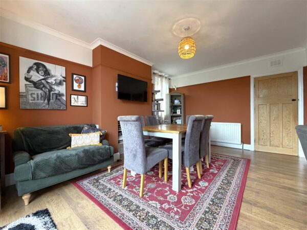 Somerset Lodge, Harewood Avenue, Newark