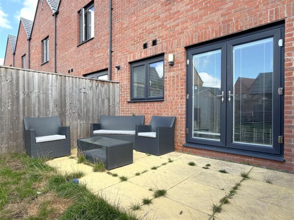 Pavilion Mews, Off Lord Hawke Way, Newark