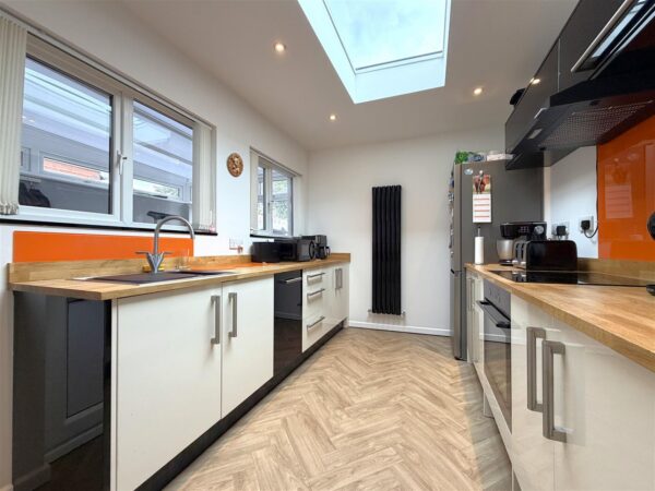Grosvenor Road, Balderton, Newark