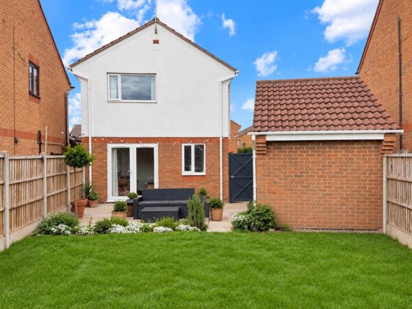 Cardinal Hinsley Close, Newark