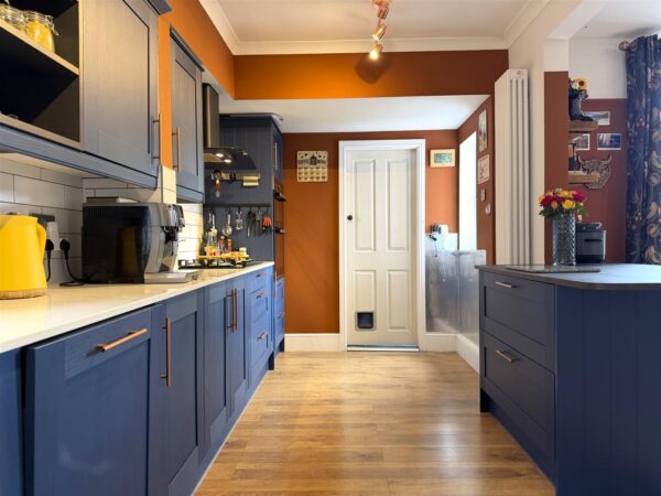 Somerset Lodge, Harewood Avenue, Newark