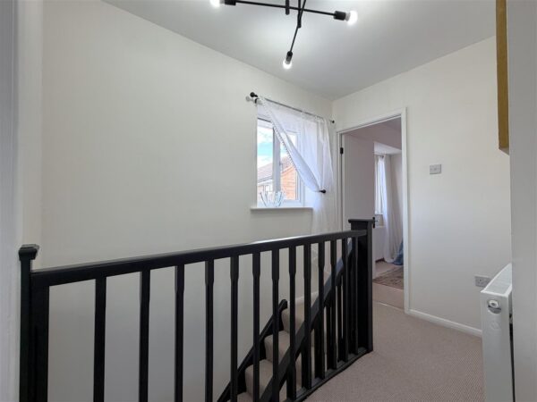 Cardinal Hinsley Close, Newark