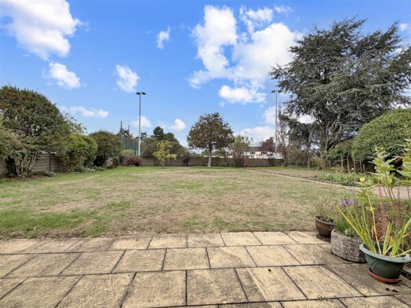 Cartref, Station Road, Collingham, Newark
