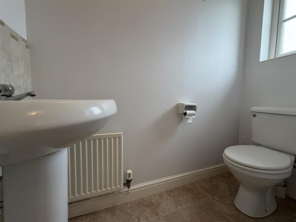 Mead Way, Balderton, Newark