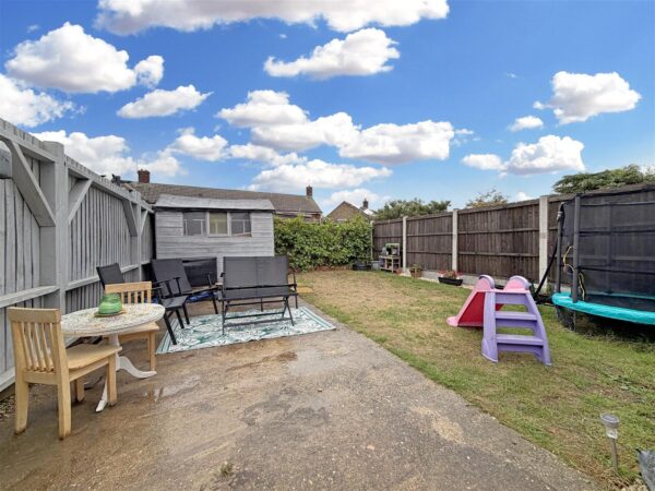 Hayside Avenue, Balderton, Newark