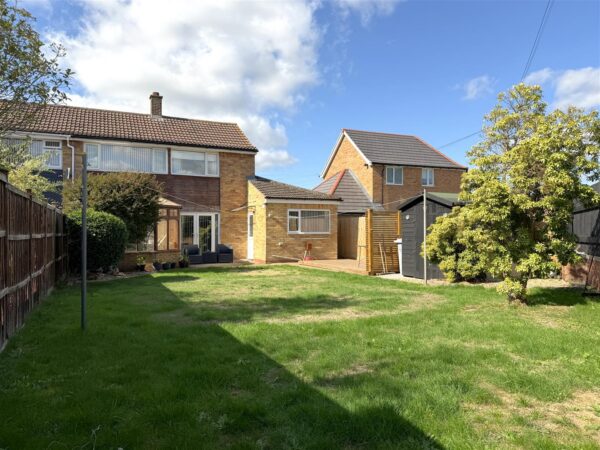Tennyson Road, Balderton, Newark