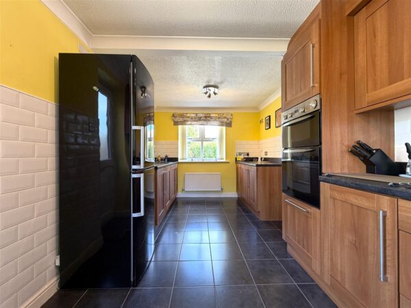 Southfield, Balderton, Newark
