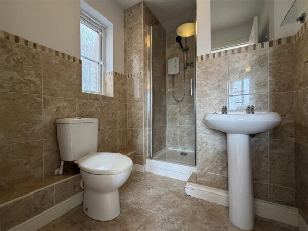Mead Way, Balderton, Newark