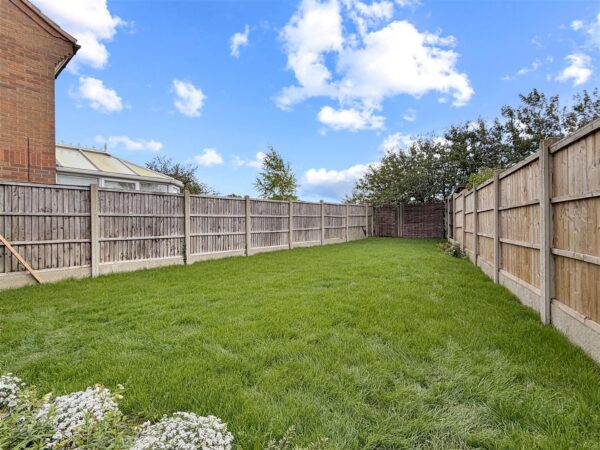 Cardinal Hinsley Close, Newark