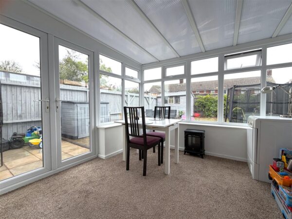 Hayside Avenue, Balderton, Newark