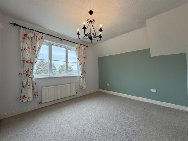 Mead Way, Balderton, Newark