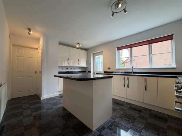 Mead Way, Balderton, Newark