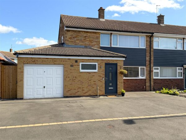Tennyson Road, Balderton, Newark