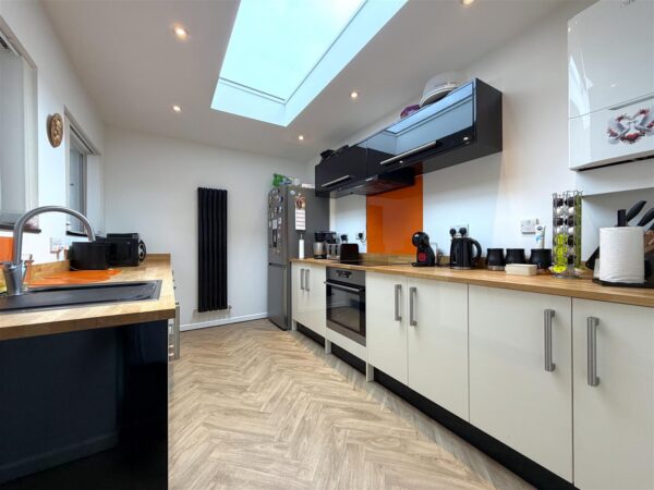 Grosvenor Road, Balderton, Newark